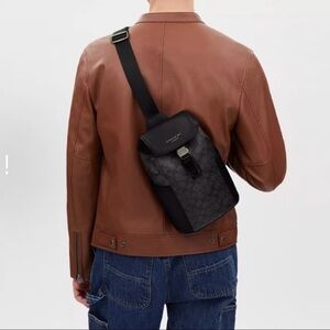 NWT COACH RACER PACK IN SIGNATURE